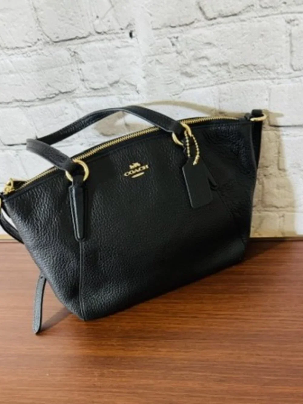 Coach Kelsey Satchel Black Pebbled Leather Gold Hardware NWOT Pristine Crossbody